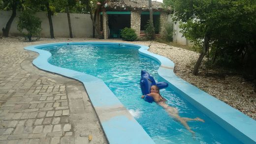 La piscine de Lakay Poze